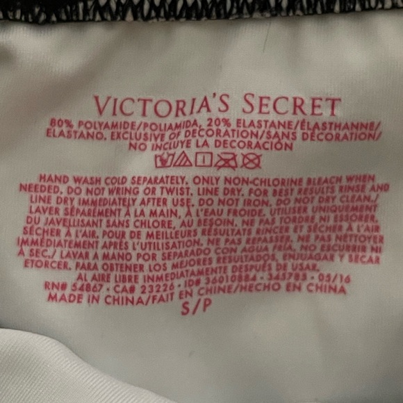 NWT Victoria’s Secret medium top and small bottom bikini - Picture 9 of 13